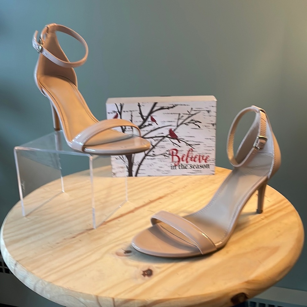Old Navy pink patent sandals